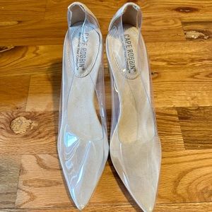 Cape Robbin Clear Heel